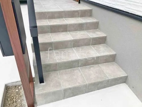 �����볬��